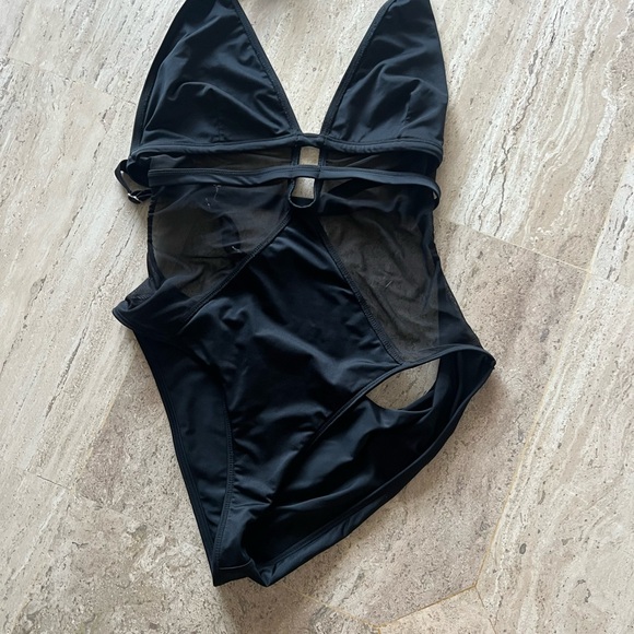 Elegant Black Mesh Swimsuit - Picture 3 of 3